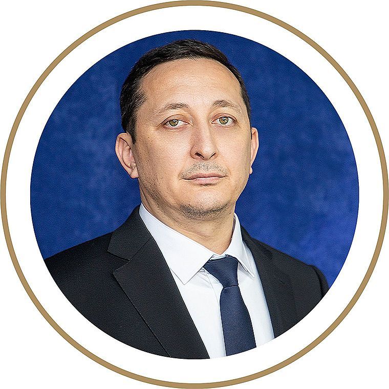 Комил Алламжонов
