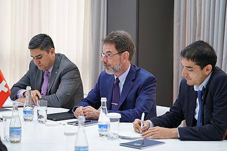 Shveysariya elchisi bilan uchrashuv