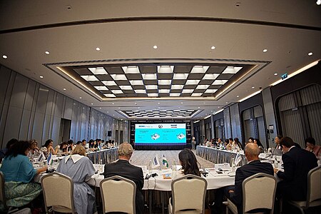 Bugun Milliy mass-mediani qo‘llab-quvvatlash va rivojlantirish jamoat fondi Yevropada Xavfsizlik va Hamkorlik Tashkilotining (YXHT) O‘zbekistondagi loyihalari koordinatori bilan hamkorlikda “Raqamlashtirish davrida ommaviy axborot vositalari erkinligi” mavzusida davra suhbati o‘tkazdi.