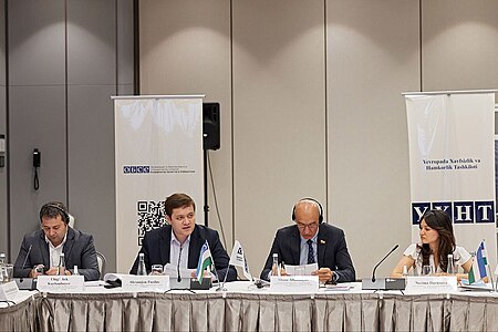 Bugun Milliy mass-mediani qo‘llab-quvvatlash va rivojlantirish jamoat fondi Yevropada Xavfsizlik va Hamkorlik Tashkilotining (YXHT) O‘zbekistondagi loyihalari koordinatori bilan hamkorlikda “Raqamlashtirish davrida ommaviy axborot vositalari erkinligi” mavzusida davra suhbati o‘tkazdi.