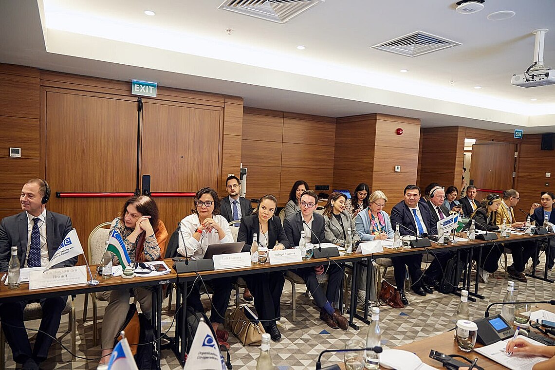 Общественный фонд поддержки и развития национальных массмедиа совместно с Координатором проектов Организации по безопасности и сотрудничеству в Европе (ОБСЕ) в Узбекистане провёл круглый стол на тему «Гендерно-чувствительная журналистика».