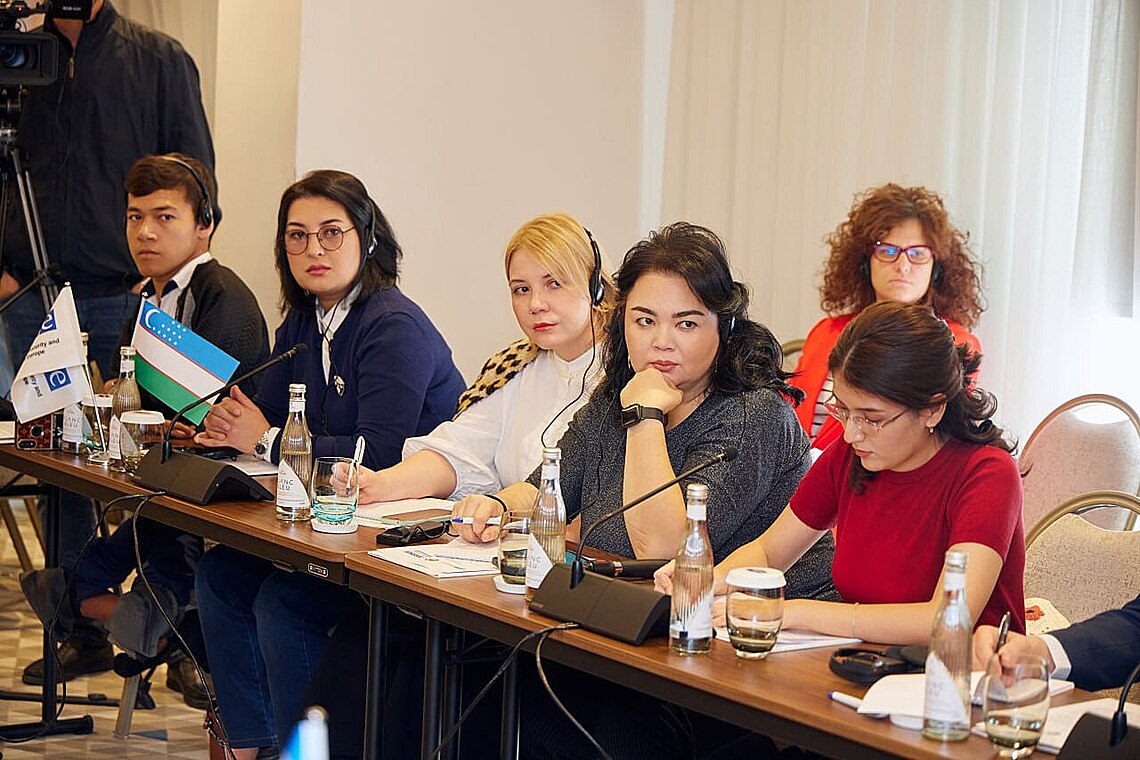 Общественный фонд поддержки и развития национальных массмедиа совместно с Координатором проектов Организации по безопасности и сотрудничеству в Европе (ОБСЕ) в Узбекистане провёл круглый стол на тему «Гендерно-чувствительная журналистика».